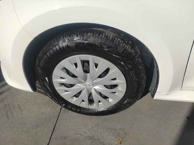 Toyota Yaris IV 1.5h Active 13