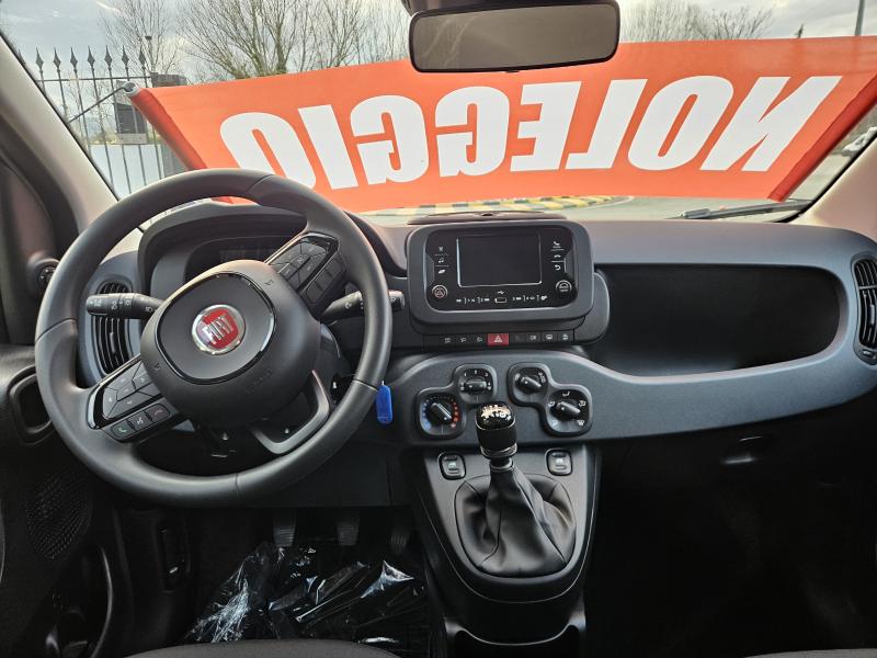 Fiat Panda 1.0 firefly hybrid Pandina 5 Posti 2
