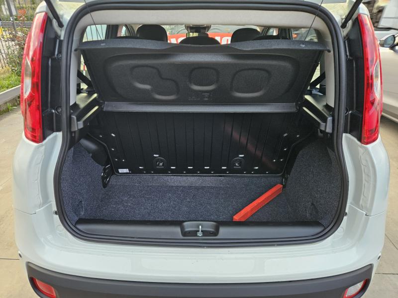 Fiat Panda 1.0 firefly hybrid Pandina 5 Posti 7