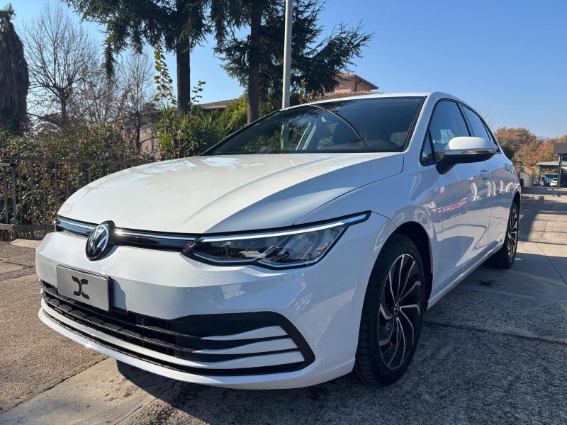 Volkswagen Golf 1.0 etsi evo Life Cambio Dsg - Led - Pdc - 2