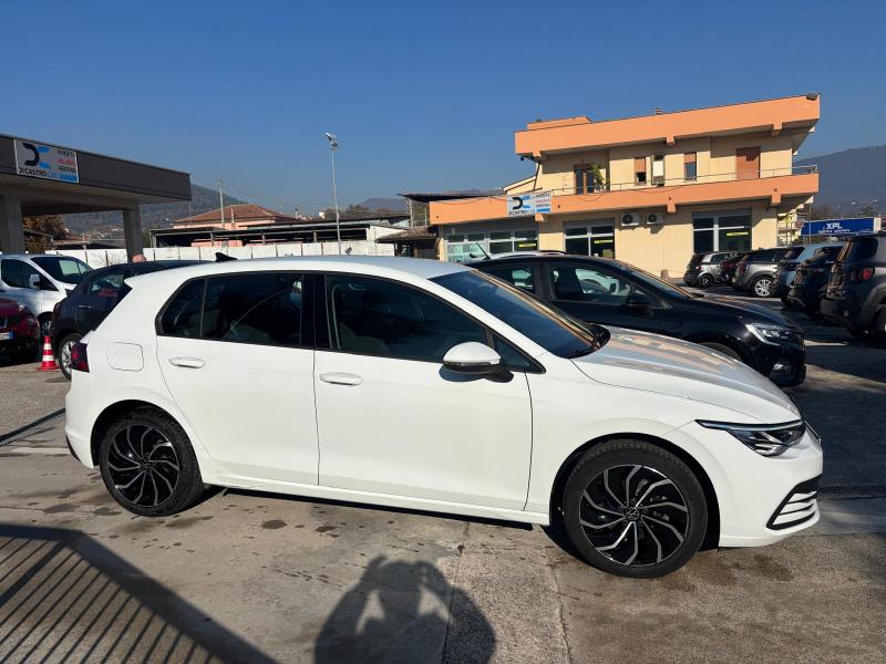 Volkswagen Golf 1.0 etsi evo Life Cambio Dsg - Led - Pdc - 8