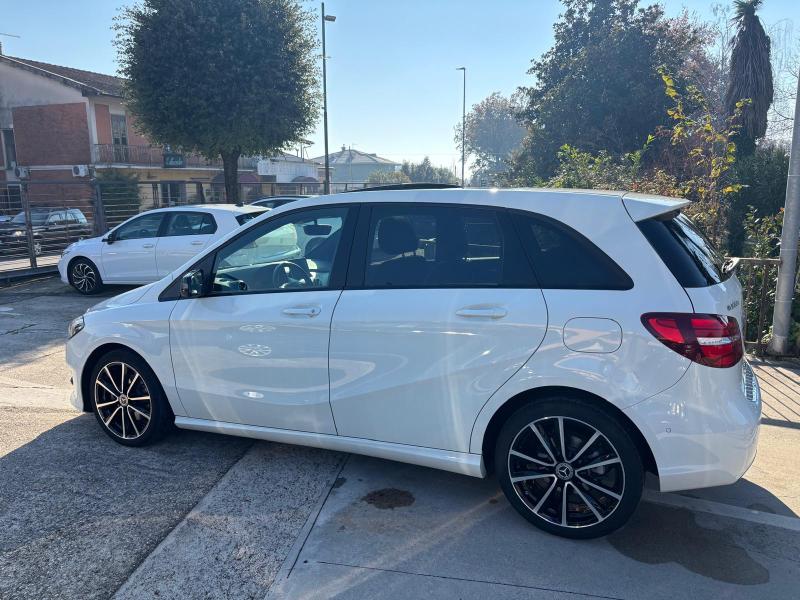 Mercedes-Benz B 200 Cdi Premium "Tetto - Led - Pdc- Navi - Telecamera" 3