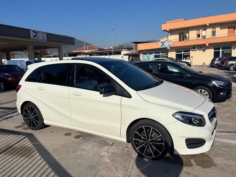 Mercedes-Benz B 200 Cdi Premium "Tetto - Led - Pdc- Navi - Telecamera" 7