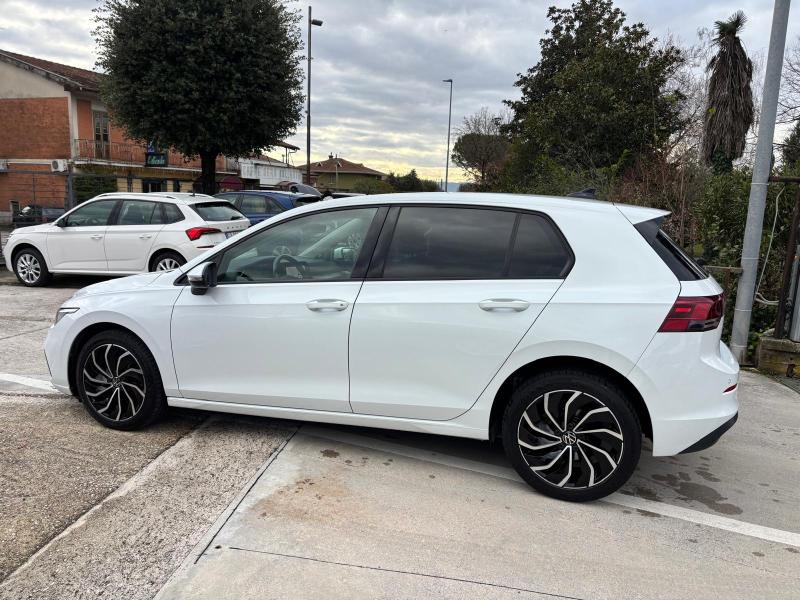 Volkswagen Golf 1.0 etsi evo Life Cambio Dsg - Led - Pdc - 3