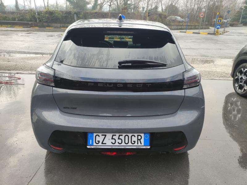 Peugeot 208 II 1.2 puretech Allure 6