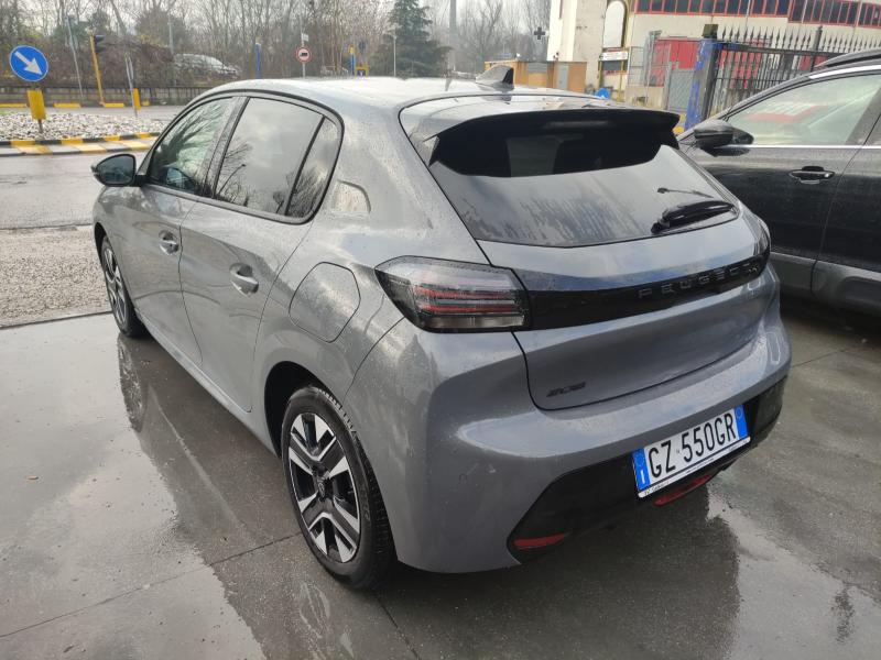 Peugeot 208 II 1.2 puretech Allure 17