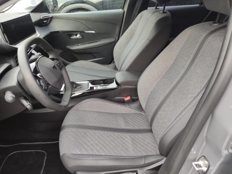 Peugeot 208 II 1.2 puretech Allure 8