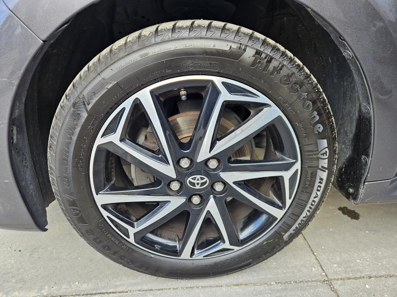 Toyota Yaris IV 1.0 Trend 13