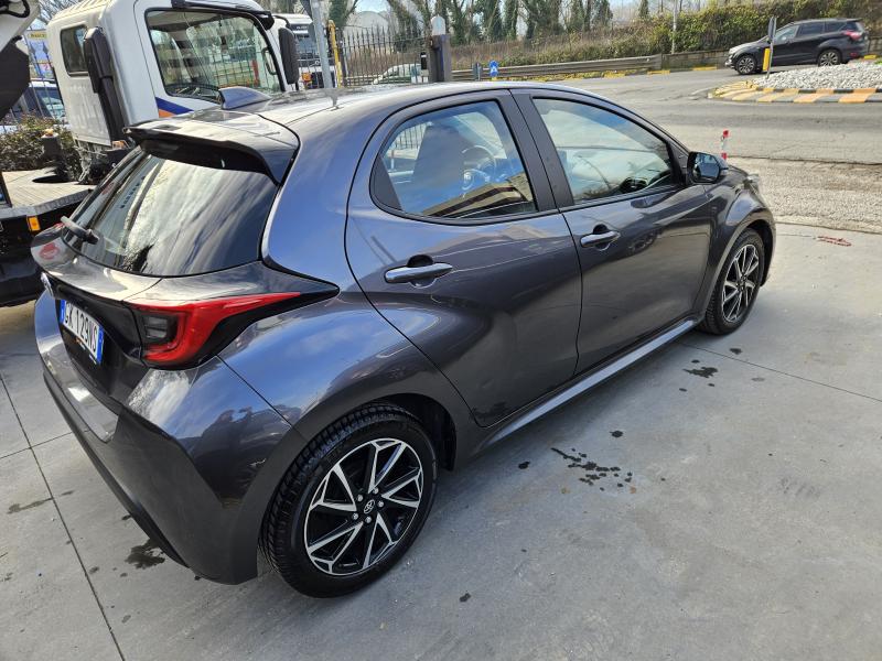 Toyota Yaris IV 1.0 Trend 5