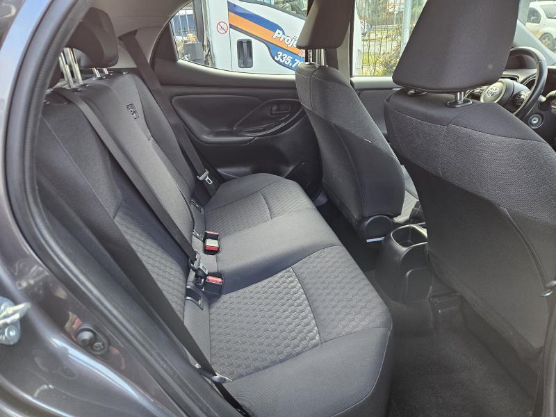Toyota Yaris IV 1.0 Trend 14