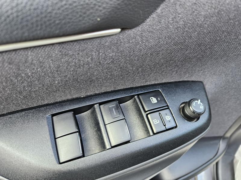 Toyota Yaris IV 1.0 Trend 15