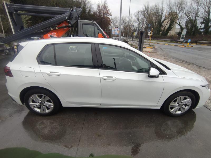 Volkswagen Golf VIII 1.5 tsi evo Life 130cv 4