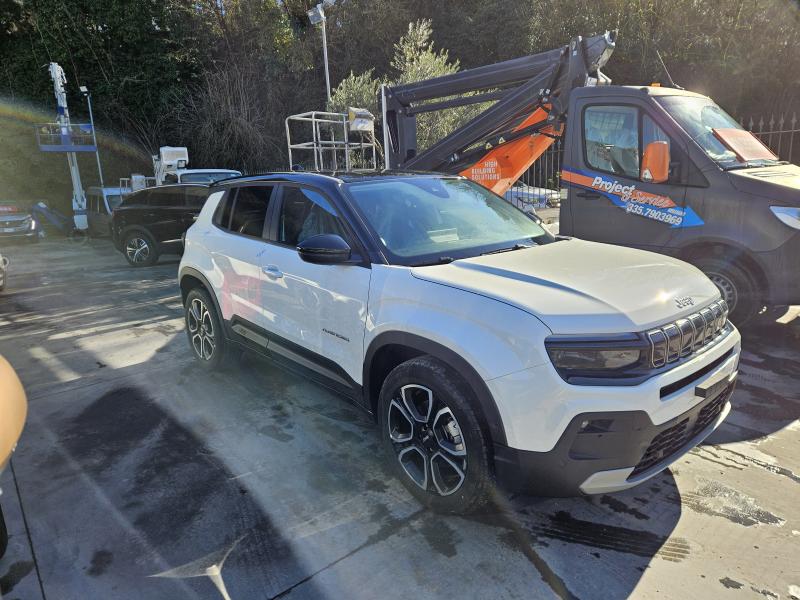 Jeep Avenger 1.2 turbo e-hybrid mhev Summit fwd 110cv edct6 15