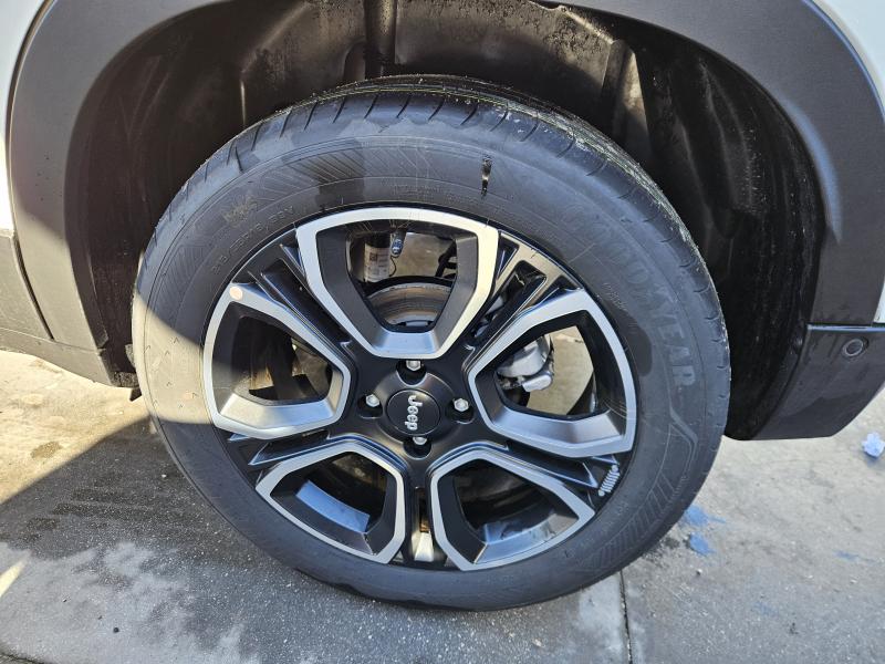 Jeep Avenger 1.2 turbo e-hybrid mhev Summit fwd 110cv edct6 13