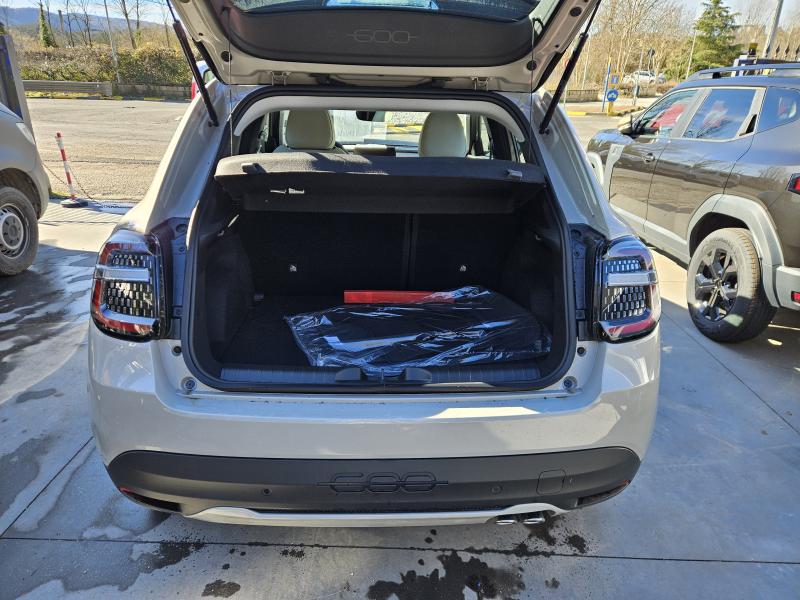 Fiat 600 IV 1.2 hybrid Icon 145cv auto 6