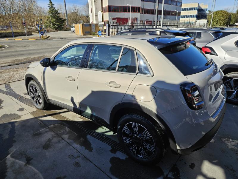 Fiat 600 IV 1.2 hybrid Icon 145cv auto 3