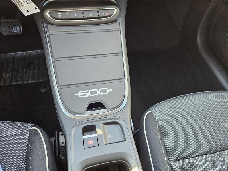 Fiat 600 IV 1.2 hybrid Icon 145cv auto 13
