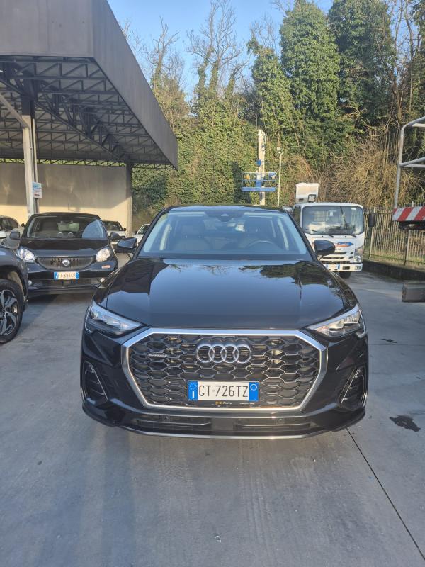 Audi Q3 SPB 35 TDI S tronic Business Plus Quattro 15