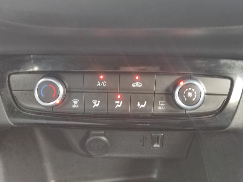 Opel Corsa VI 1.2 Edition 10