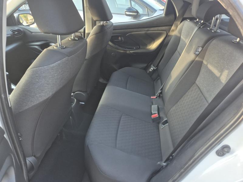 Toyota Yaris IV 1.0 Trend 11