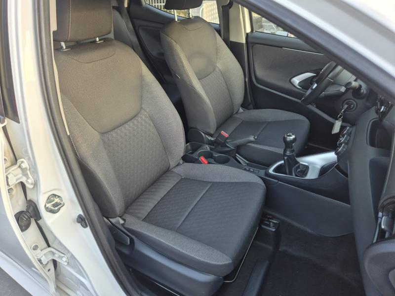 Toyota Yaris IV 1.0 Trend 12