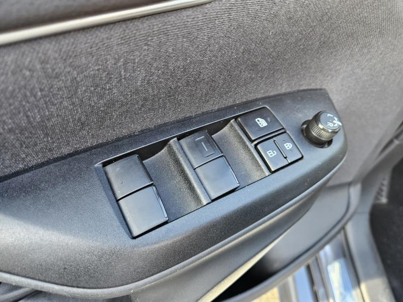 Toyota Yaris IV 1.0 Trend 18