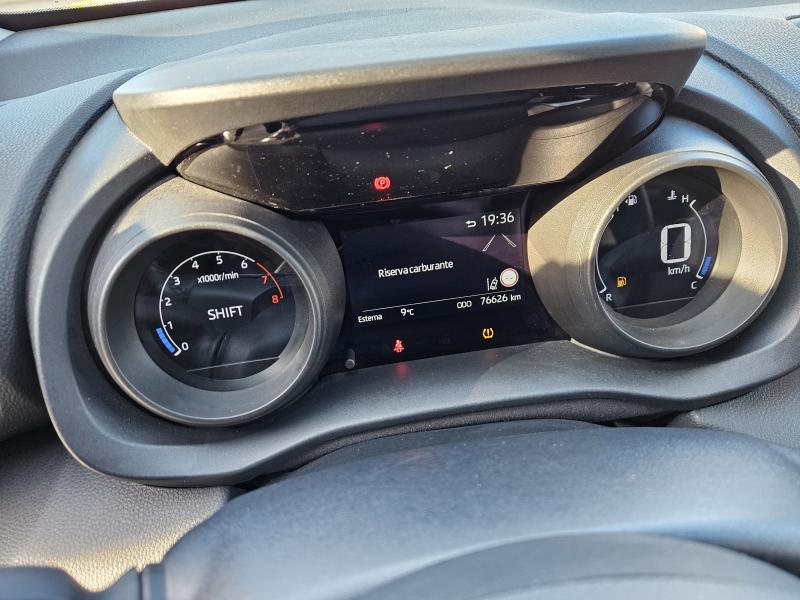 Toyota Yaris IV 1.0 Trend 10