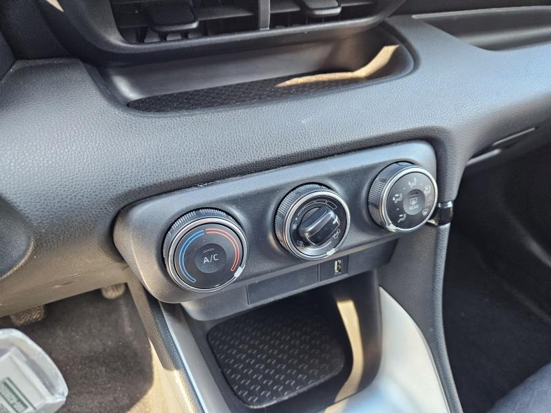 Toyota Yaris IV 1.0 Trend 12