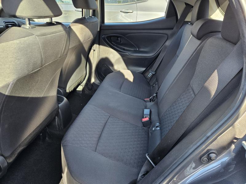 Toyota Yaris IV 1.0 Trend 15