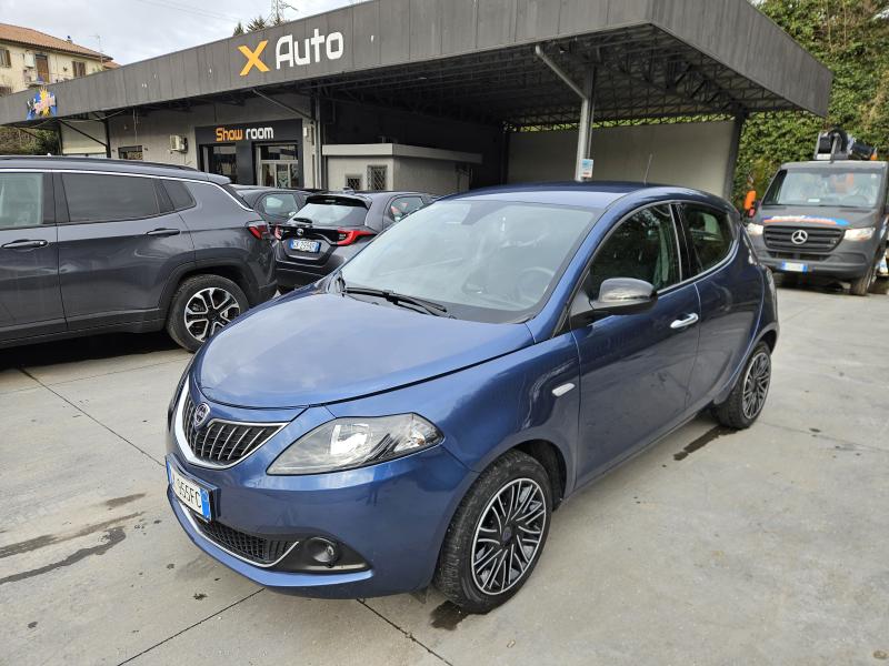 Lancia Ypsilon III 1.0 firefly hybrid Gold 1