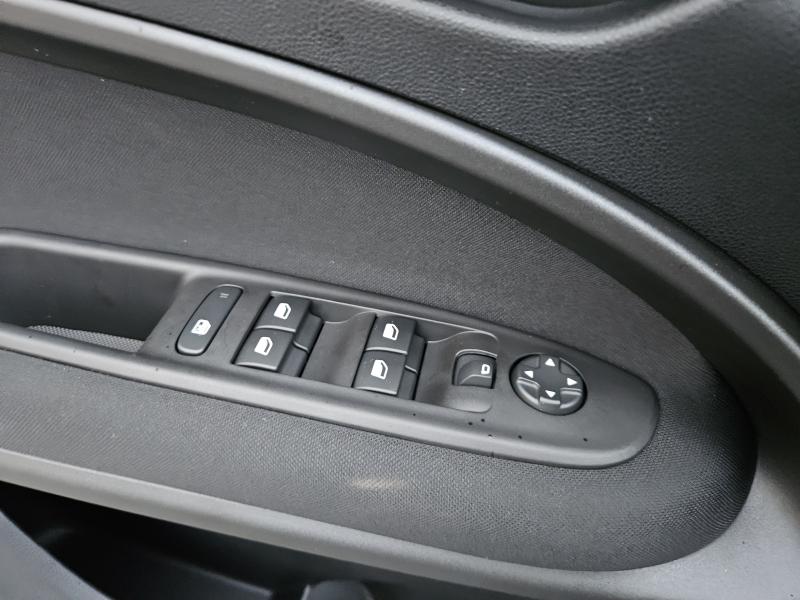 Fiat 600 Hybrid 110 CV DCT MHEV Icon 18