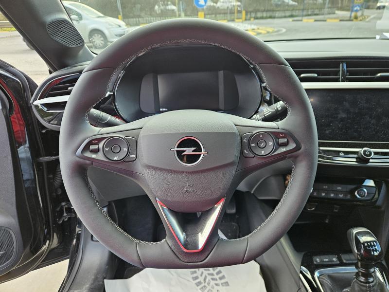 Opel Corsa VI 1.2 GS 100CV 9