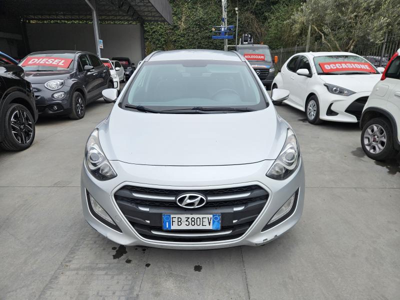 Hyundai i30 II Station Wagon 1.6 crdi Comfort 110cv FL E6 14