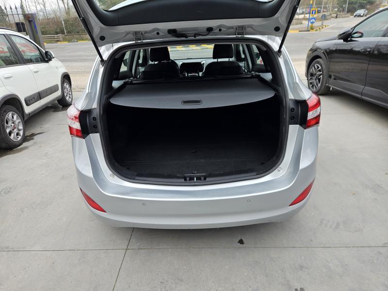 Hyundai i30 II Station Wagon 1.6 crdi Comfort 110cv FL E6 5