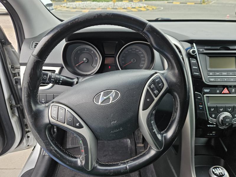 Hyundai i30 II Station Wagon 1.6 crdi Comfort 110cv FL E6 7