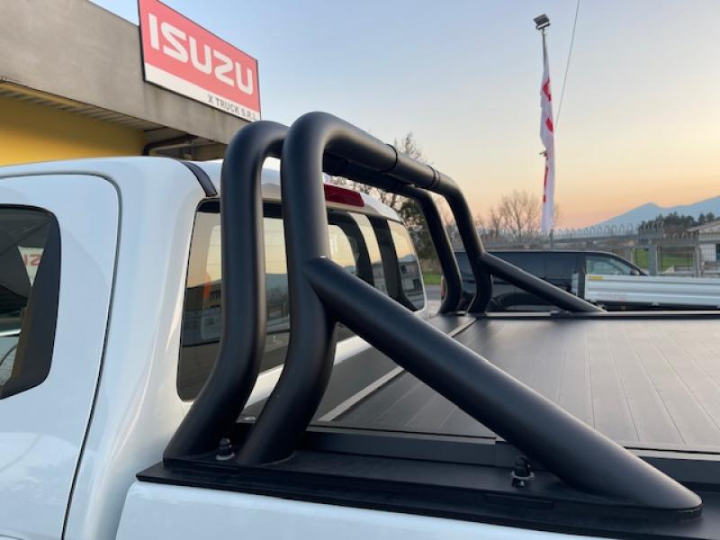 ISUZU D-MAX  CREW BB+ 8