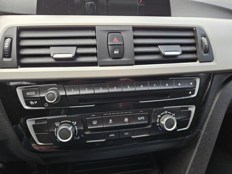 BMW 318 Serie 3 F30 Berlina 318d Business Advantage auto 12