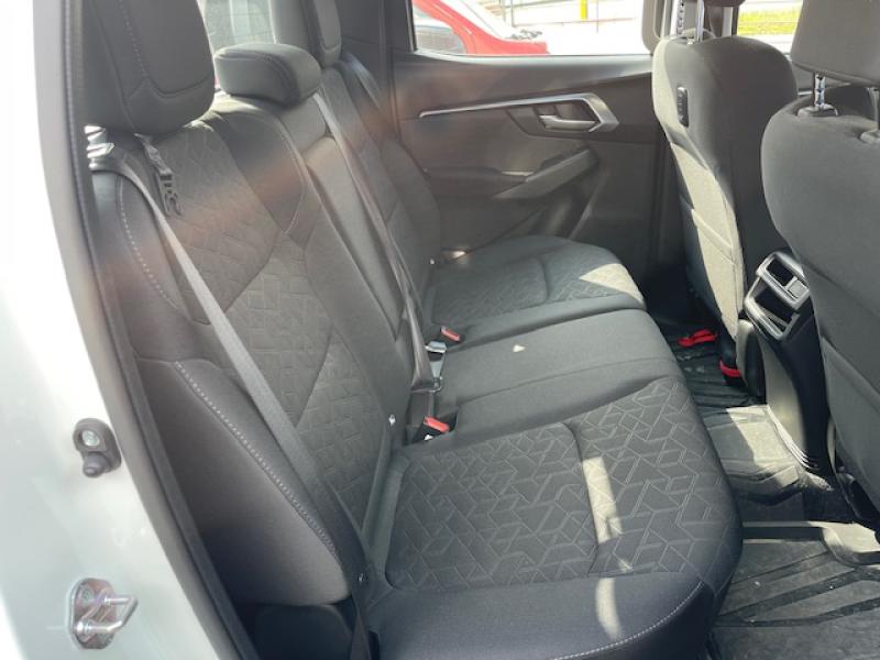 ISUZU D-MAX  CREW BB+ 11