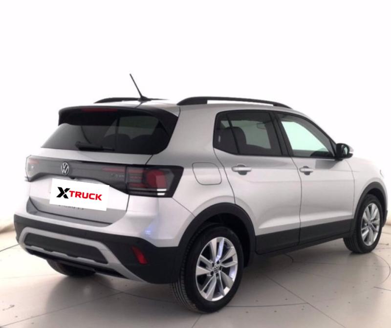 Volkswagen T-Cross 5