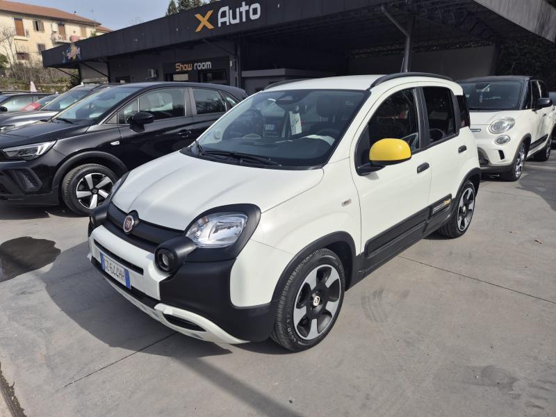 Fiat Panda Pandina Cross 1.0 firefly hybrid s&s 1