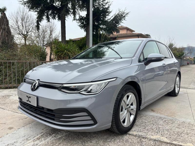 Volkswagen Golf 1.0 E-Tsi 110cv "Cambio F1 - Pdc - Led - Car Play" 2