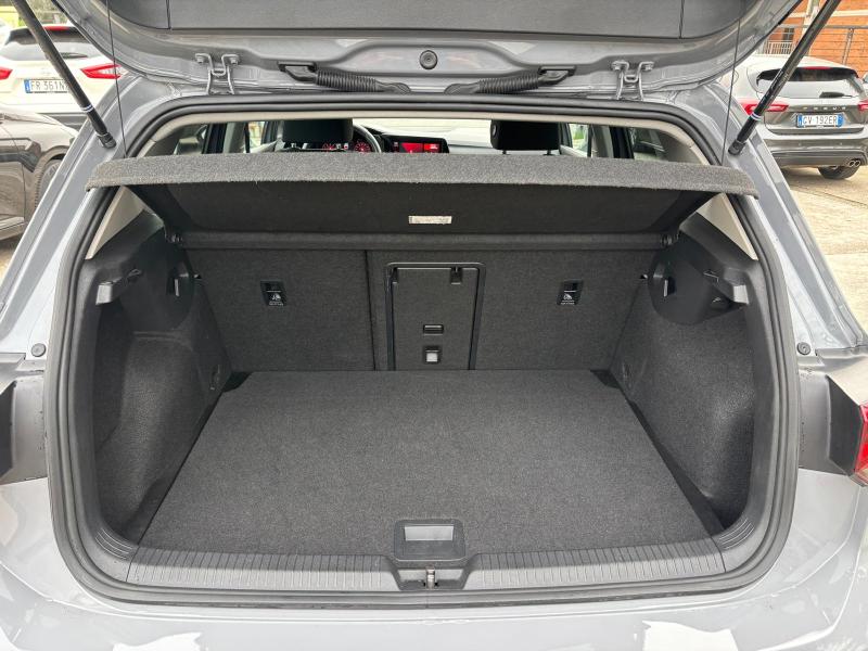 Volkswagen Golf 1.0 E-Tsi 110cv "Cambio F1 - Pdc - Led - Car Play" 16