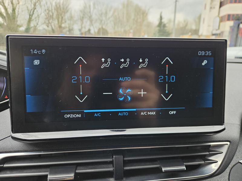 Peugeot 3008 II 1.5 bluehdi Allure Pack 12