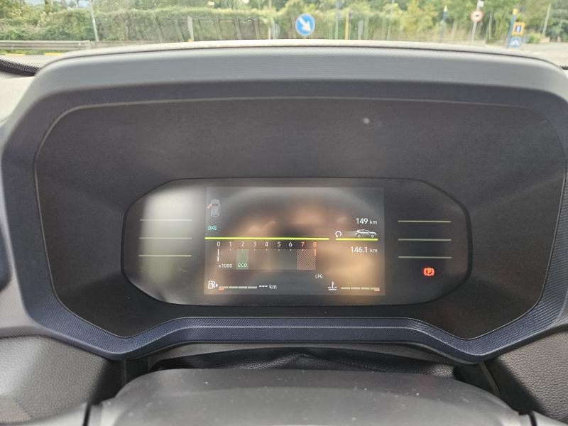 Dacia Duster ECO-G 120CV Journey GPL 10