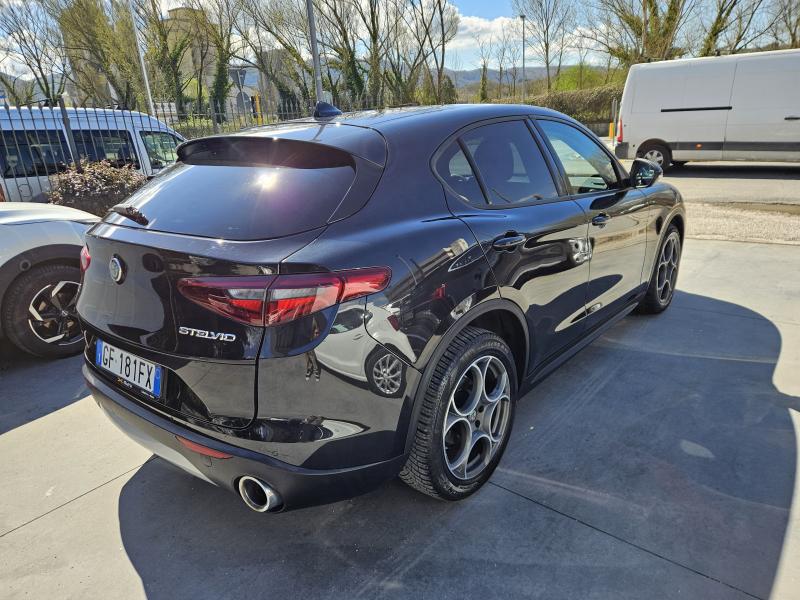 Alfa Romeo Stelvio 2.2 t Business rwd 160cv auto 4
