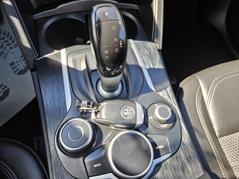 Alfa Romeo Stelvio 2.2 t Business rwd 160cv auto 11