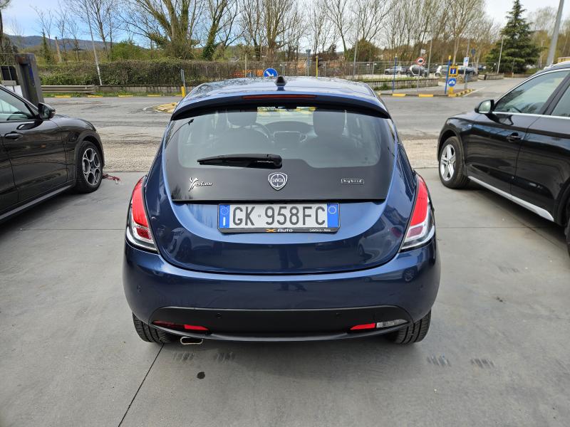 Lancia Ypsilon III 1.0 firefly hybrid Gold 5