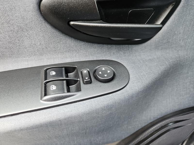 Lancia Ypsilon III 1.0 firefly hybrid Gold 17