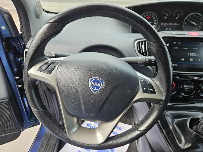 Lancia Ypsilon III 1.0 firefly hybrid Gold 8