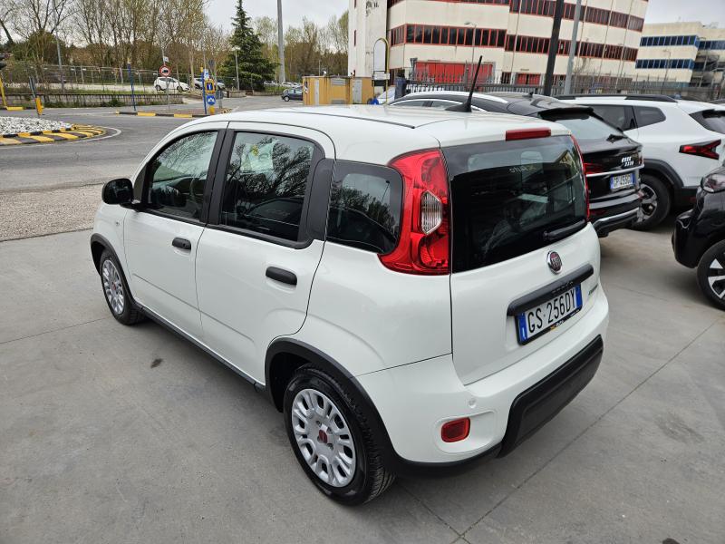 Fiat Panda 1.0 FireFly S&S Hybrid City Life 4